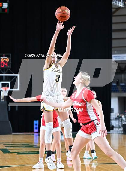Thumbnail 1 in Mead vs. Stanwood (WIAA Quarter Final) photogallery.