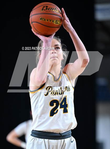 Thumbnail 2 in Mead vs. Stanwood (WIAA Quarter Final) photogallery.