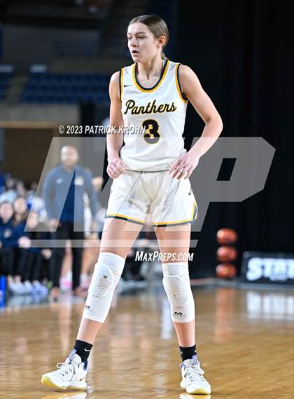 Thumbnail 2 in Mead vs. Stanwood (WIAA Quarter Final) photogallery.