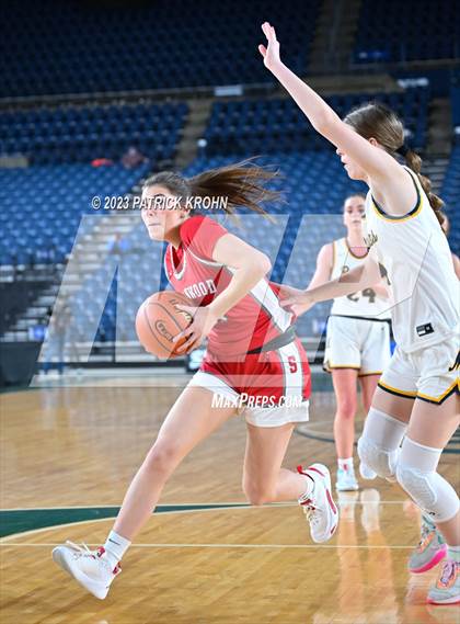 Thumbnail 2 in Mead vs. Stanwood (WIAA Quarter Final) photogallery.