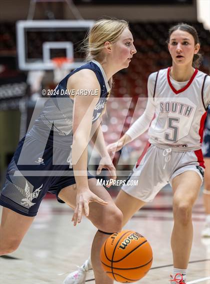 Thumbnail 1 in Duchesne vs. South Sevier (UHSAA 5th/6th Place) photogallery.