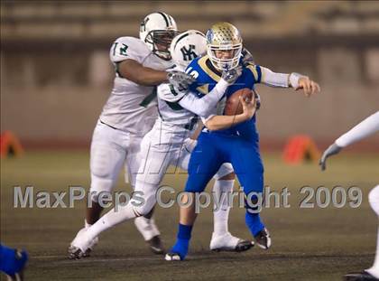 Thumbnail 1 in El Camino Real vs. Hamilton (CIF LA City Section D2 Final) photogallery.
