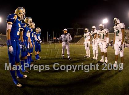 Thumbnail 1 in El Camino Real vs. Hamilton (CIF LA City Section D2 Final) photogallery.