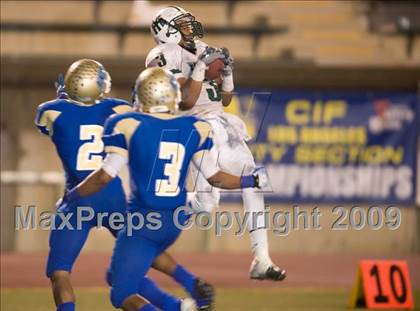 Thumbnail 3 in El Camino Real vs. Hamilton (CIF LA City Section D2 Final) photogallery.