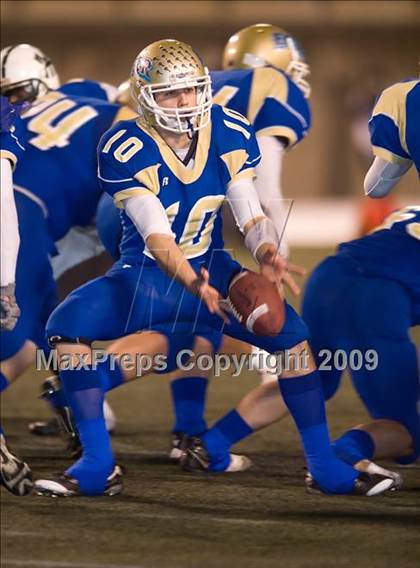 Thumbnail 1 in El Camino Real vs. Hamilton (CIF LA City Section D2 Final) photogallery.