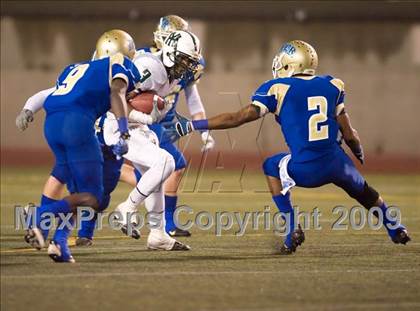 Thumbnail 3 in El Camino Real vs. Hamilton (CIF LA City Section D2 Final) photogallery.