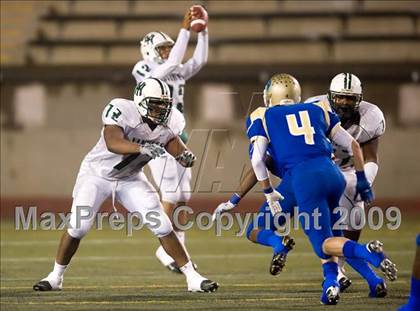Thumbnail 2 in El Camino Real vs. Hamilton (CIF LA City Section D2 Final) photogallery.