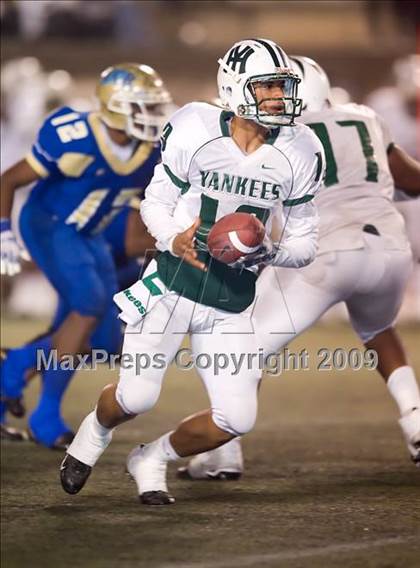 Thumbnail 3 in El Camino Real vs. Hamilton (CIF LA City Section D2 Final) photogallery.