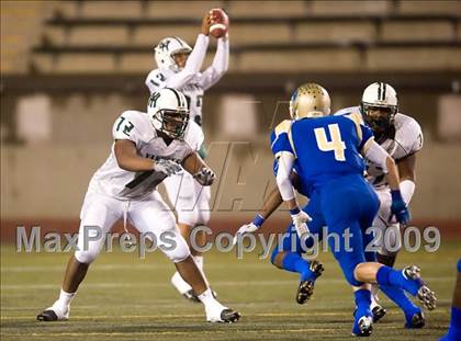 Thumbnail 3 in El Camino Real vs. Hamilton (CIF LA City Section D2 Final) photogallery.