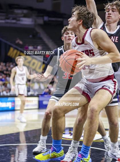 Thumbnail 3 in Canton vs Eugene (MSHSAA Class 2 Championship) photogallery.