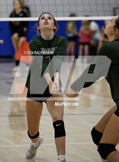 Thumbnail 1 in Orland vs Red Bluff (Eileen Mason Invitational) photogallery.