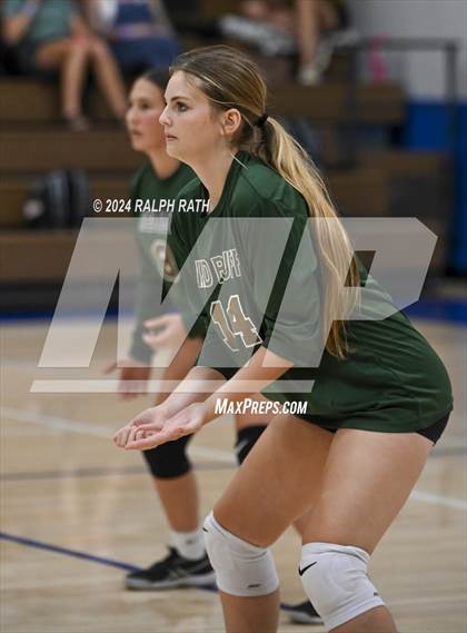 Thumbnail 2 in Orland vs Red Bluff (Eileen Mason Invitational) photogallery.
