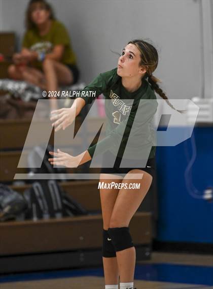 Thumbnail 1 in Orland vs Red Bluff (Eileen Mason Invitational) photogallery.