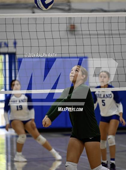 Thumbnail 2 in Orland vs Red Bluff (Eileen Mason Invitational) photogallery.