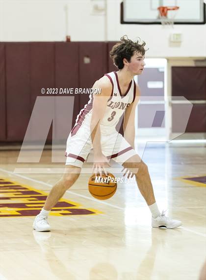 Thumbnail 3 in Clovis West vs. Oaks Christian photogallery.