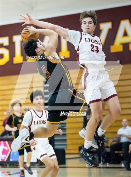 Thumbnail 1 in Clovis West vs. Oaks Christian photogallery.