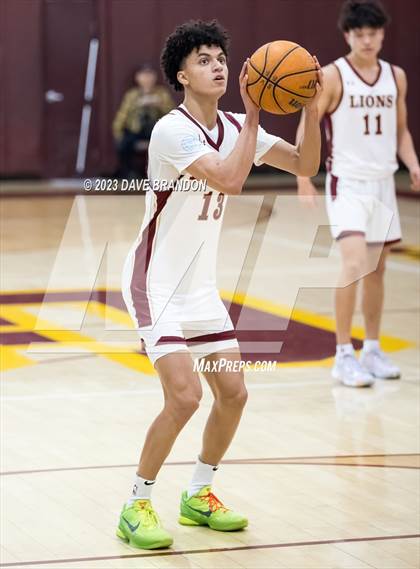 Thumbnail 1 in Clovis West vs. Oaks Christian photogallery.