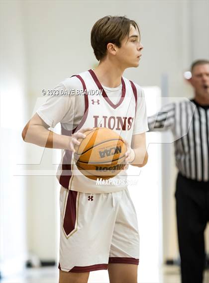 Thumbnail 1 in Clovis West vs. Oaks Christian photogallery.