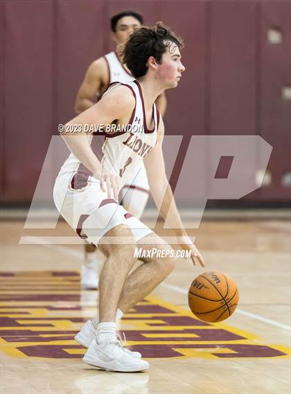 Thumbnail 3 in Clovis West vs. Oaks Christian photogallery.