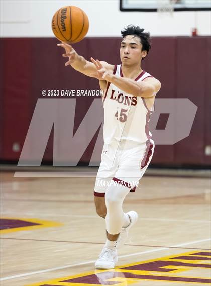 Thumbnail 3 in Clovis West vs. Oaks Christian photogallery.