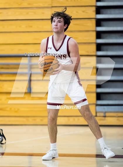 Thumbnail 1 in Clovis West vs. Oaks Christian photogallery.