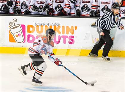 Thumbnail 3 in Canton vs. Wellesley (MIAA Division 2 Final) photogallery.