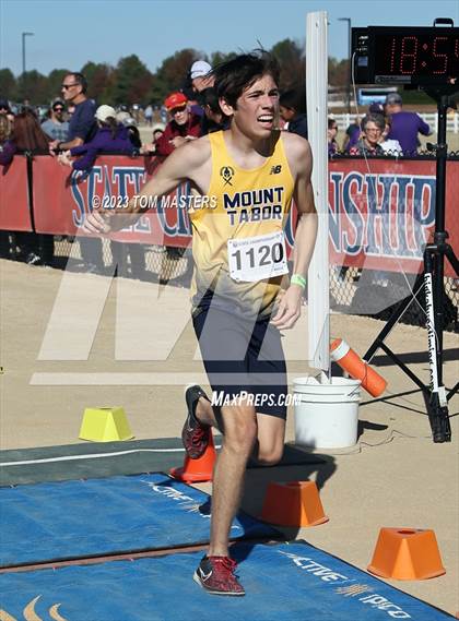 Thumbnail 3 in NCHSAA 4A Championship photogallery.