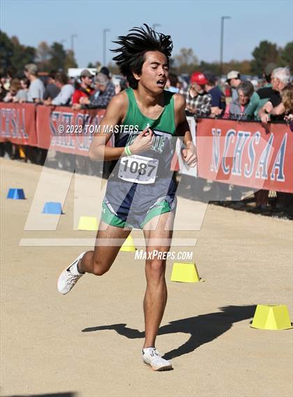 Thumbnail 2 in NCHSAA 4A Championship photogallery.