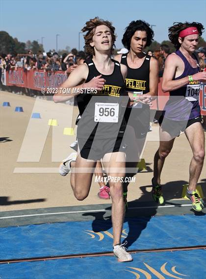 Thumbnail 1 in NCHSAA 4A Championship photogallery.