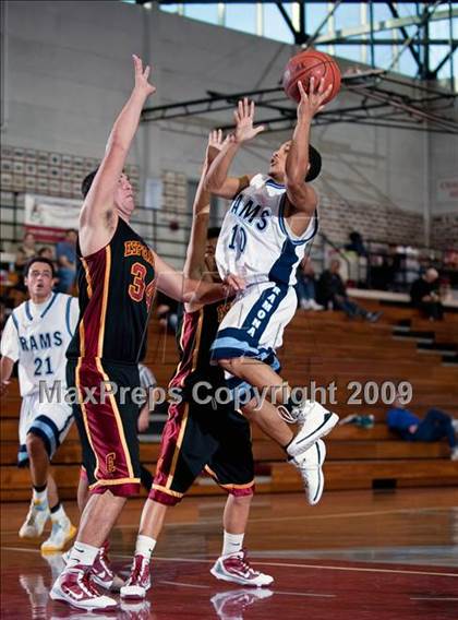 Thumbnail 1 in Ramona vs. Esperanza (Orange Holiday Classic) photogallery.