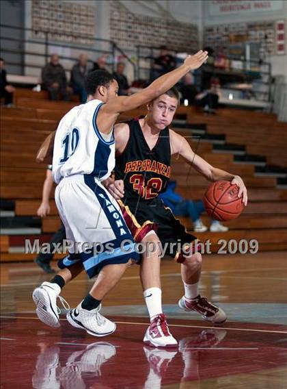 Thumbnail 3 in Ramona vs. Esperanza (Orange Holiday Classic) photogallery.