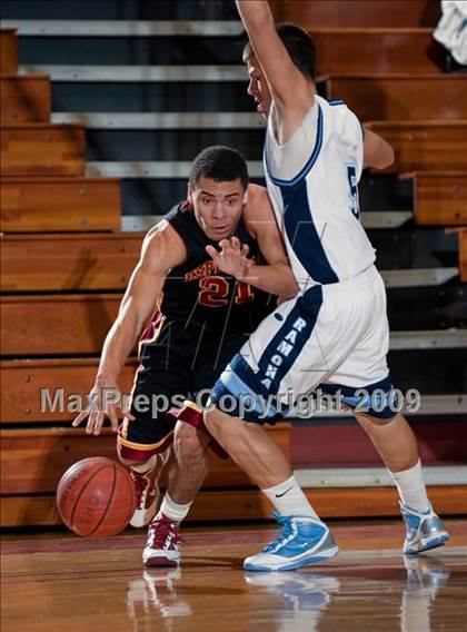 Thumbnail 1 in Ramona vs. Esperanza (Orange Holiday Classic) photogallery.