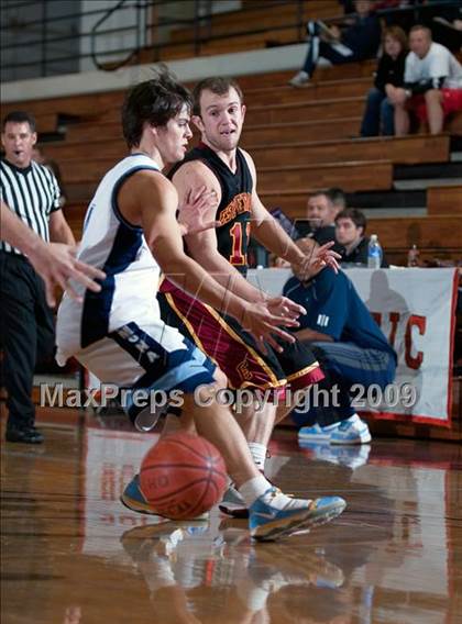 Thumbnail 1 in Ramona vs. Esperanza (Orange Holiday Classic) photogallery.