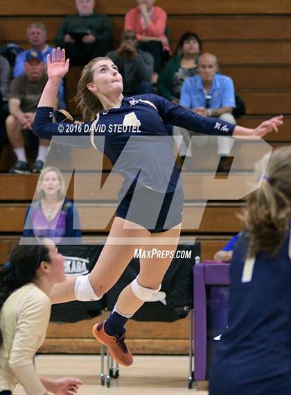Thumbnail 1 in Elk Grove vs. Whitney (CIF SJS D2 Final) photogallery.