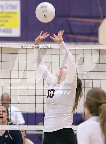 Thumbnail 2 in Elk Grove vs. Whitney (CIF SJS D2 Final) photogallery.