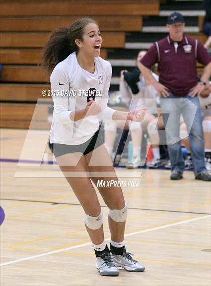 Thumbnail 2 in Elk Grove vs. Whitney (CIF SJS D2 Final) photogallery.