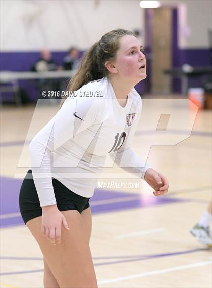 Thumbnail 1 in Elk Grove vs. Whitney (CIF SJS D2 Final) photogallery.