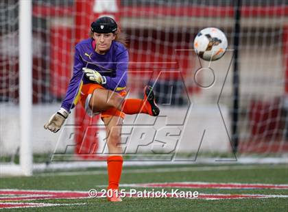 Thumbnail 2 in Hayfield @ McLean (VHSL 6A Conf 6 Quarterfinal) photogallery.