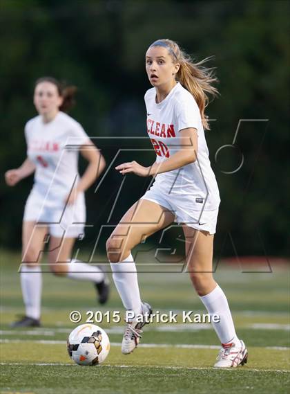 Thumbnail 1 in Hayfield @ McLean (VHSL 6A Conf 6 Quarterfinal) photogallery.