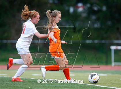 Thumbnail 2 in Hayfield @ McLean (VHSL 6A Conf 6 Quarterfinal) photogallery.
