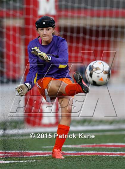 Thumbnail 3 in Hayfield @ McLean (VHSL 6A Conf 6 Quarterfinal) photogallery.