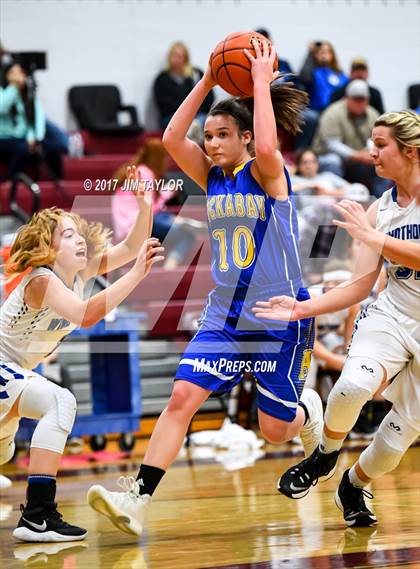 Thumbnail 2 in Windthorst vs Huckabay photogallery.