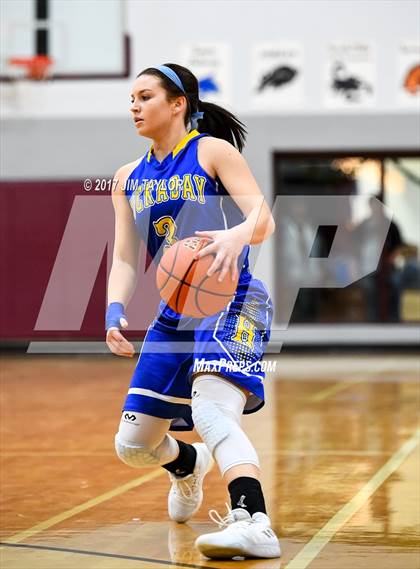 Thumbnail 3 in Windthorst vs Huckabay photogallery.