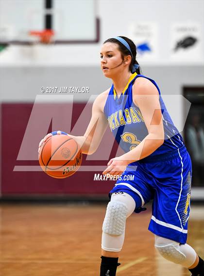 Thumbnail 1 in Windthorst vs Huckabay photogallery.