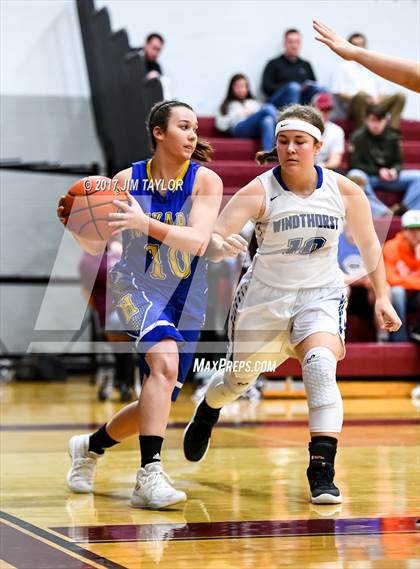 Thumbnail 2 in Windthorst vs Huckabay photogallery.