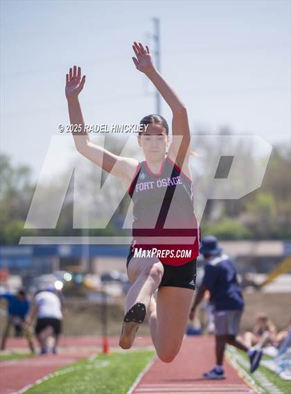Thumbnail 2 in Bill Summa Invitational photogallery.