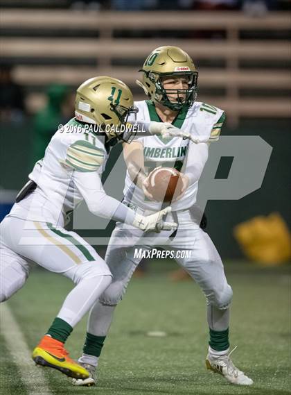 Thumbnail 2 in Timberline vs. Eastside Catholic (WIAA 3A Quarterfinal) photogallery.