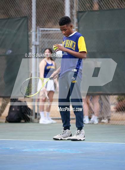 Thumbnail 1 in Olive Branch vs Southaven photogallery.