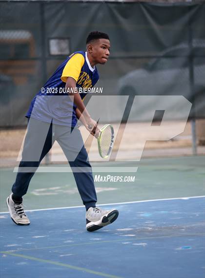 Thumbnail 1 in Olive Branch vs Southaven photogallery.