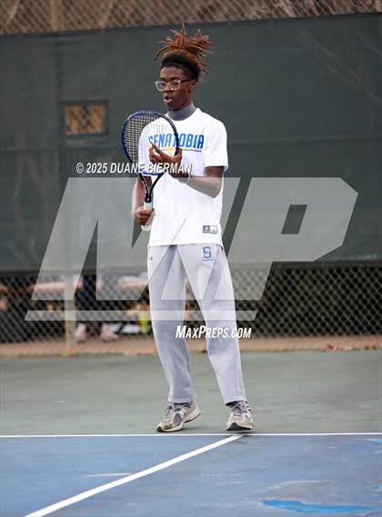 Thumbnail 1 in Olive Branch vs Southaven photogallery.